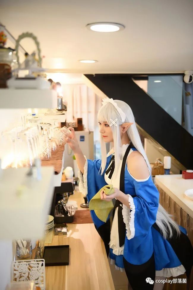 爱蜜莉雅|cos：爱蜜莉雅 罗森女仆cos正片
