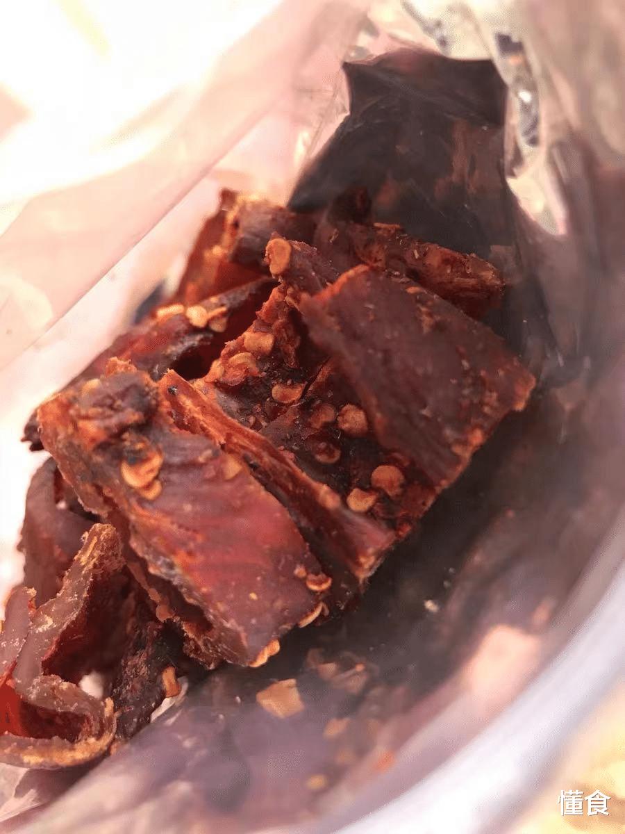 眼妆|夏季减肥正当时，这4款“低脂低卡”零食看一下，既能解馋还不胖