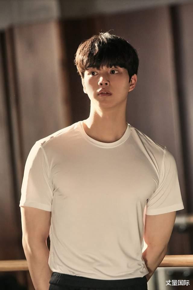 健身教练|健身教练票选“身材最好的韩国男女星”TOP6