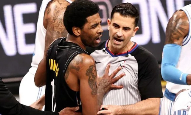 施羅德|歐文揭露暴怒真因！全怪施羅德說了那個詞？球迷：小黑應該道歉