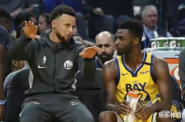 勇士队|继续摆烂！勇士确认怀斯曼核心，库里离队是被逼无奈！