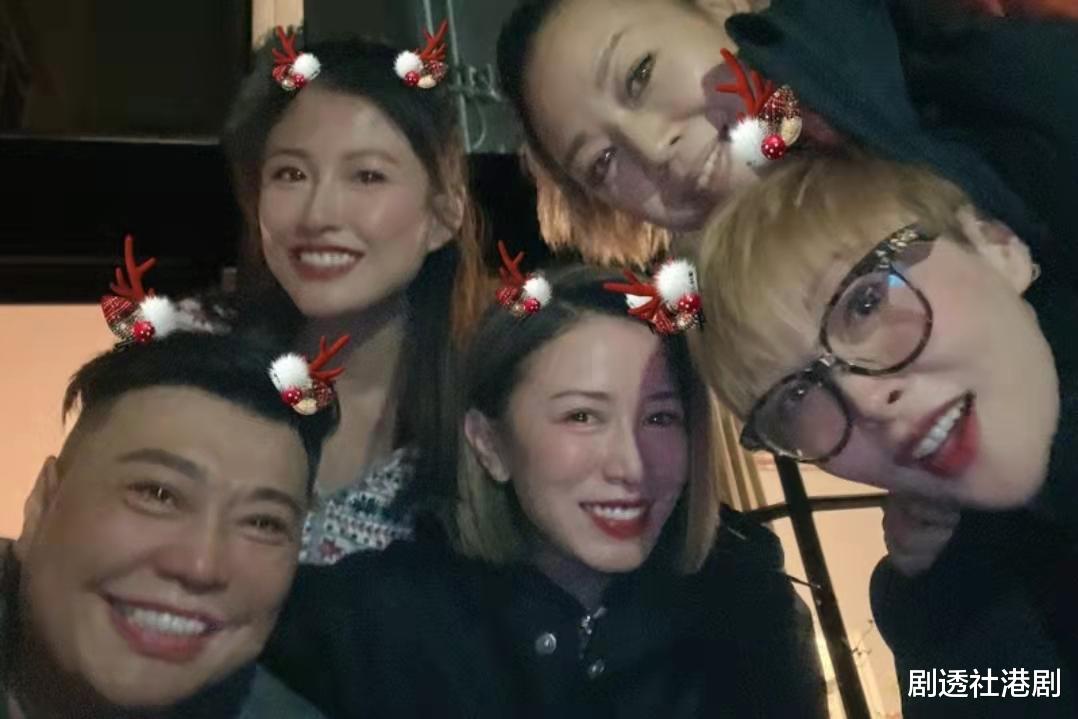 佘诗曼|有望亮相台庆颁奖礼？前TVB视后回港晒与曾志伟合照，二人私交甚笃