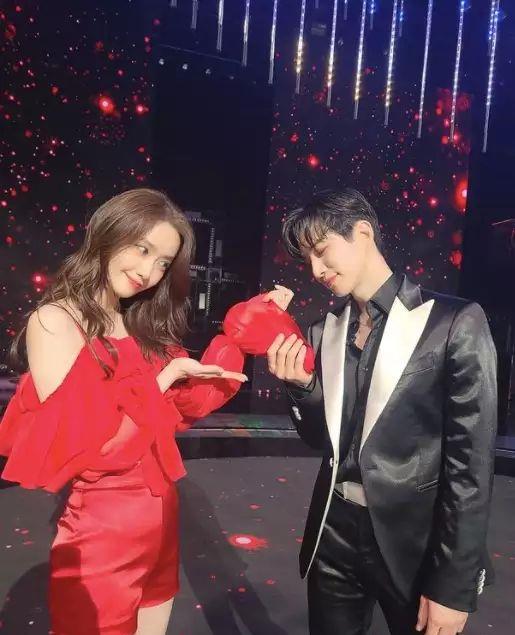 金多美|不是智秀也不是金多美！近日演员搜寻排行榜第一名的人是他！