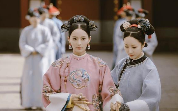 容嬷嬷|容嬷嬷的“儿子”，出道10年无人知晓，“儿媳妇”却火得一塌糊涂