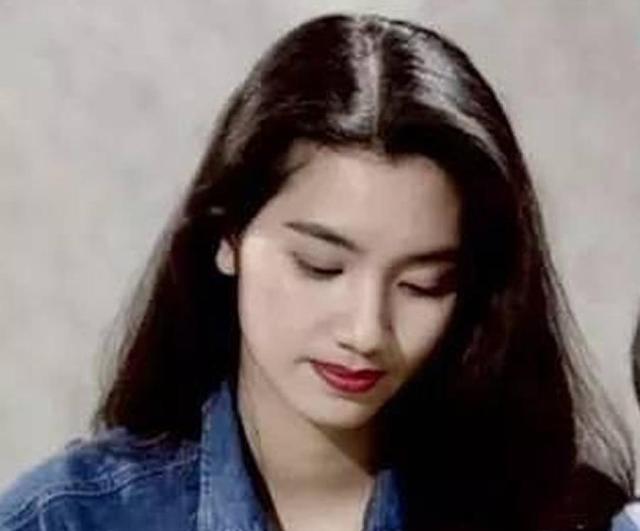 莫少聪|曾与刘德华、周星驰齐名，两段婚姻皆失败，如今落魄小县城商演