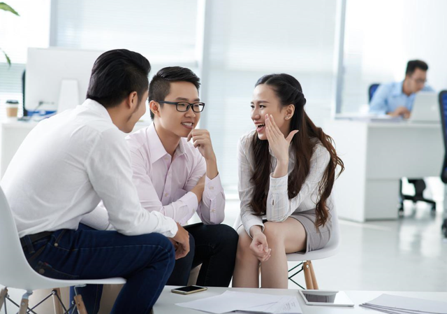 |干活最多，却得不到领导赏识？罗织经：记住3条规矩，反败为胜