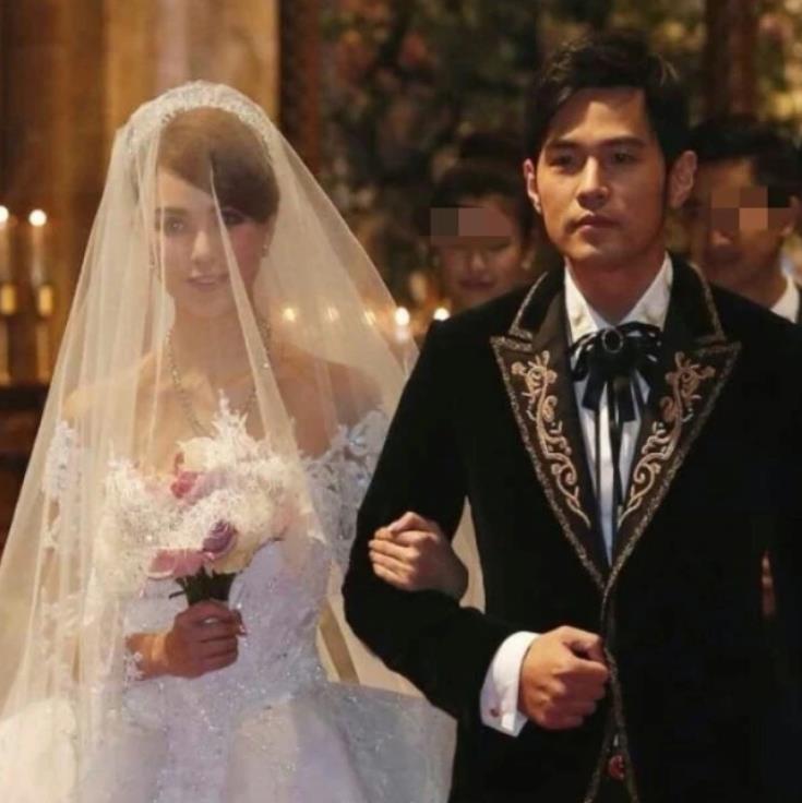 琳妹儿说|昆凌为女儿庆生,晒周杰伦父女钢琴合奏,6岁海瑟薇长得亭亭玉立