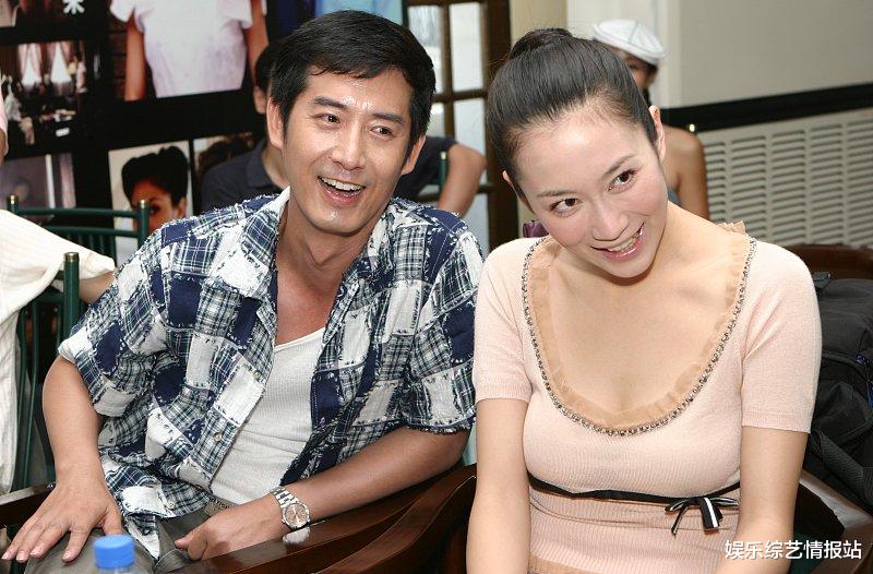 温峥嵘|《号手就位》仅出场两集就成功圈粉无数 温峥嵘饰演的夏拙母亲