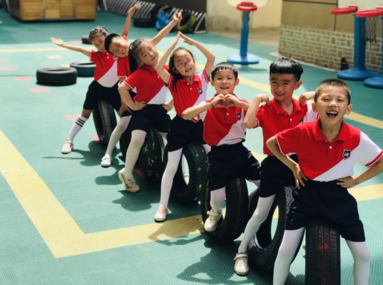 幼儿园|公立和私立幼儿园有啥区别？小学二年级逐渐显露，希望你没选错