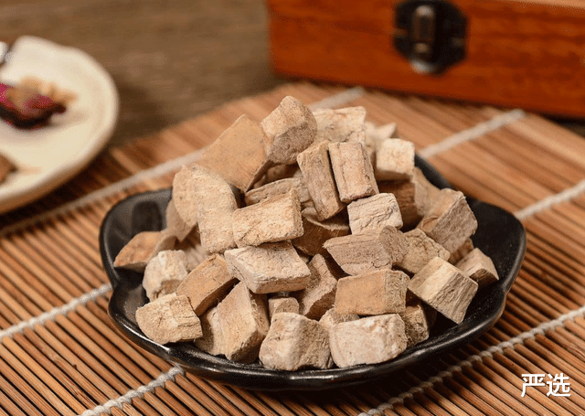 严选|更年期女士别太节俭，常吃5种碱性食物，加1运动补充雌激素