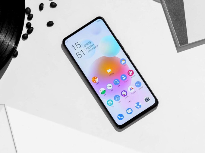 中兴|20GB内存手机再次下跌,屏下前摄+55W+四摄,如今降至2698元