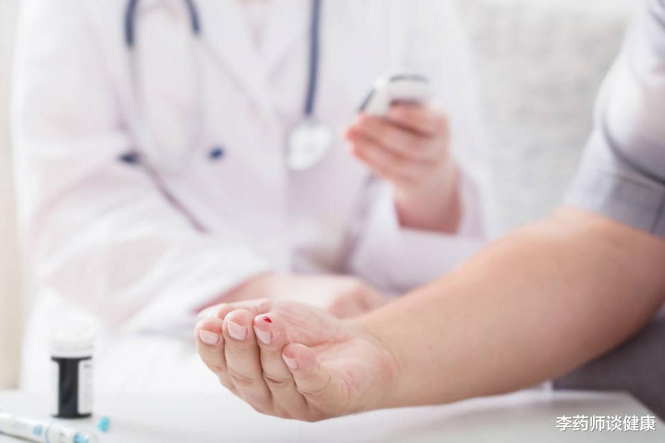 降血脂|降血脂长期吃他汀，担心吃出一堆副作用？做好5方面，用药更安全