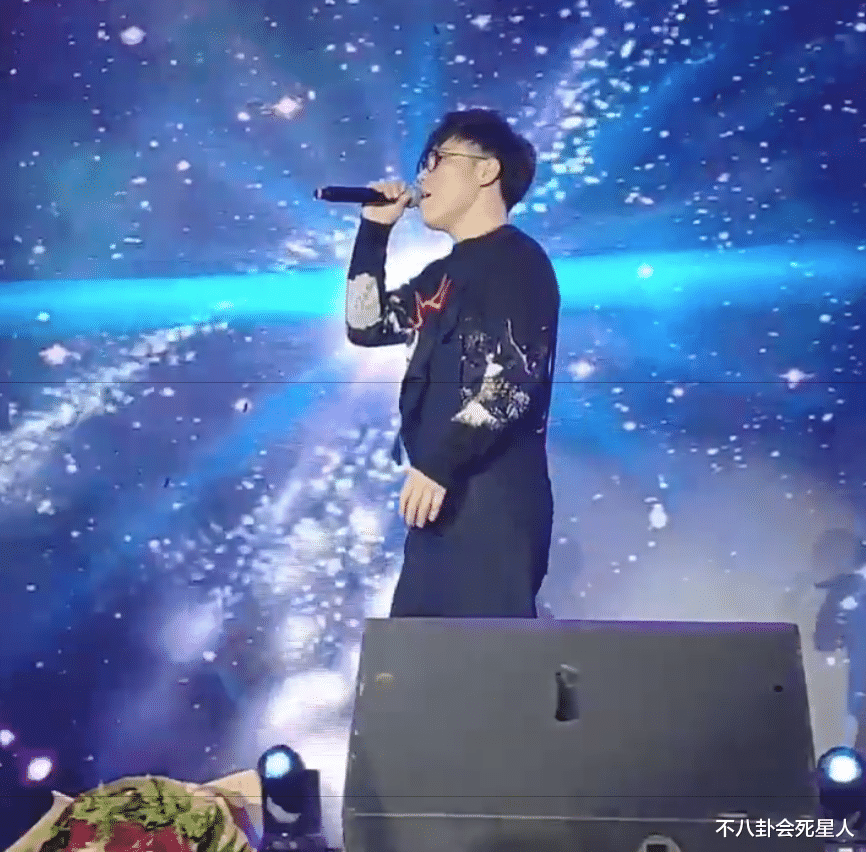 选秀|内地8位过气选秀艺人现状：劈腿毁掉事业，穷到只剩11块钱