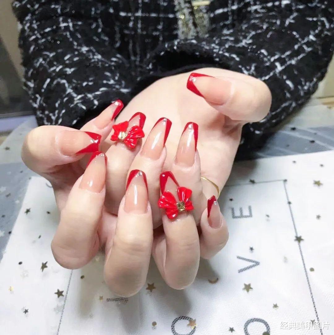 尹正|高级感满满的法式甲！经典总是经久不衰