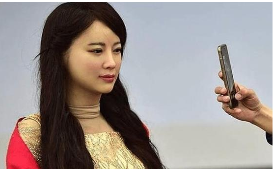 横店|横店“高仿真人”到底有多逼真？价格不菲，非特定场合都不舍得用