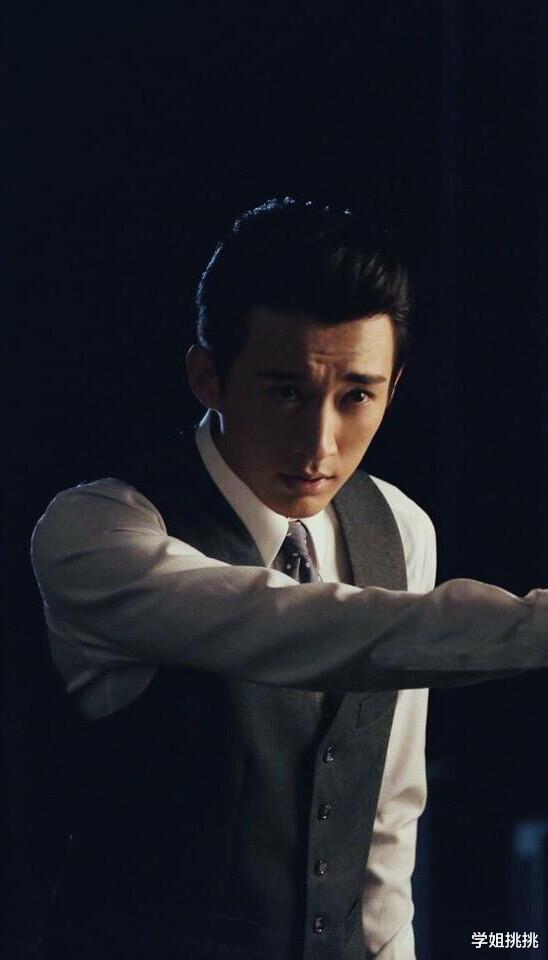 迪丽热巴|有张“贵气脸”的男明星，我只服这3位！气质根本演不了穷人