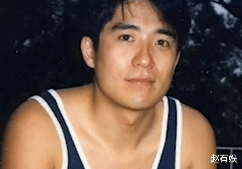 保安|香港知名男星转行做保安，月薪1万5：面子算什么，能吃饱饭就行