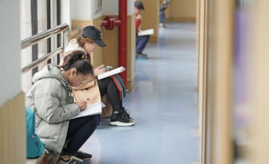 绵阳|“如果能重新选择，不会再让孩子考研”，一位毕业生家长的心声