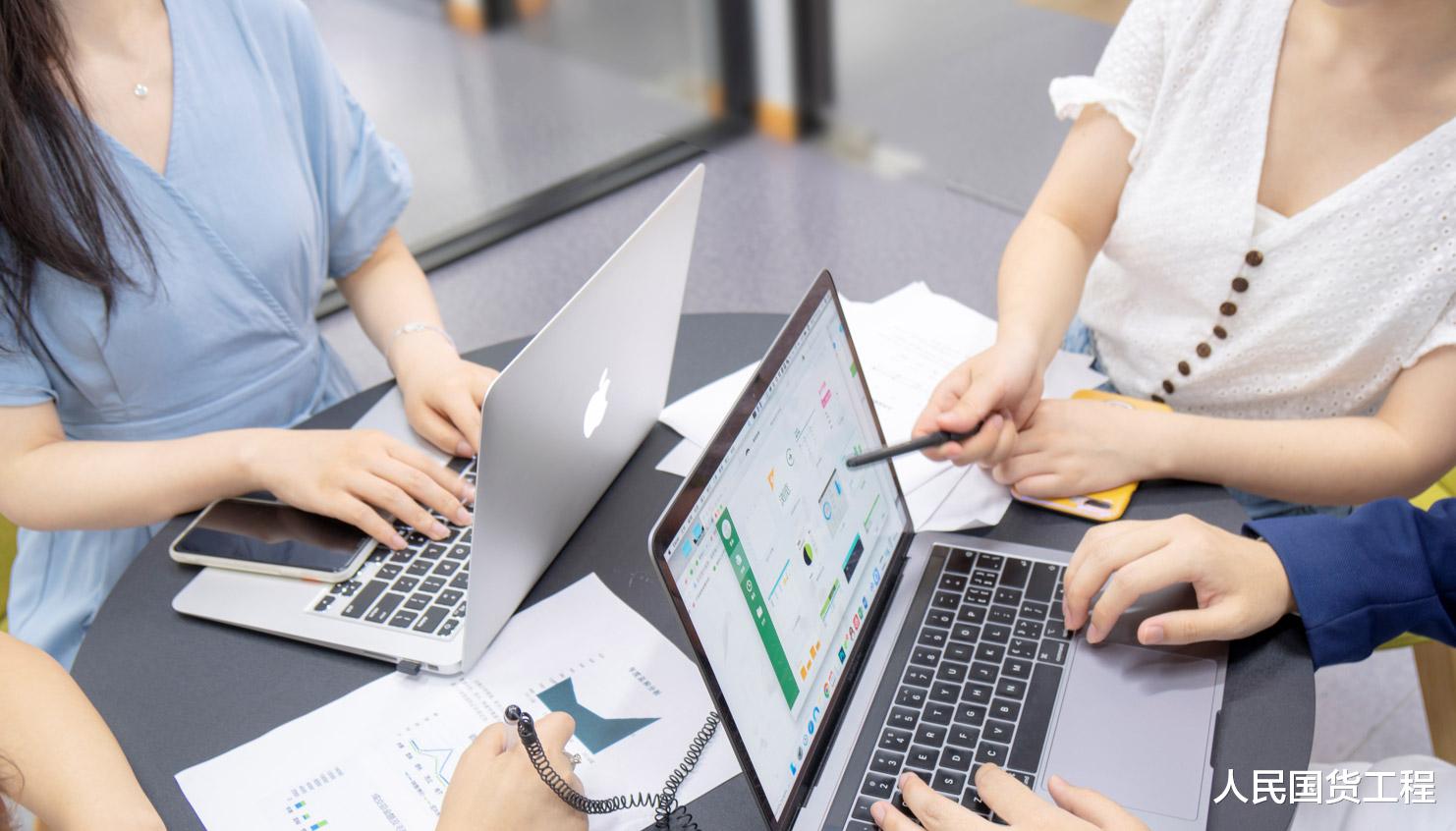 联想|中国PC销量冠军：打败惠普、苹果，拿下全球22.8%市场蝉联第一！