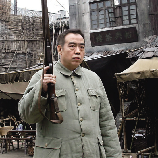 中国1945之重庆风云|一帮外国人演中国的“建国大业”？估计当时导演都没想到会有这个梗！