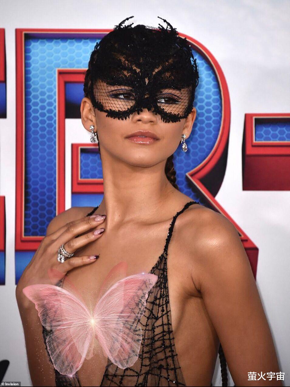 写真|25岁荷兰弟公费恋爱，穿增高鞋，搂正牌女友参加首映式