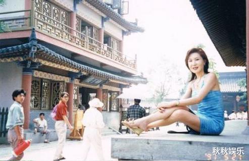 杨钧钧|娱乐圈世纪大冤案，“大妈”砸3000万演女主，却因亲密戏身败名裂