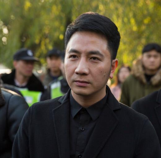 林生斌被曝现身公司打卡,处理“诈捐”问题,妄图逃避责任