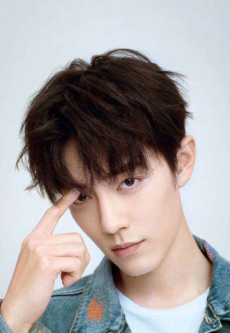 华晨宇|小八卦，张彬彬，肖战，华晨宇，杨紫