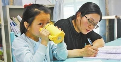 家有二宝育儿|小学生0分作文火了！“我妈3天没打我了”，老师夸奖有谐星潜质