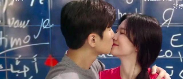 现在正在分手中|十年后，弟弟替哥哥来爱她，《现在正在分手中》第3集：往事答案