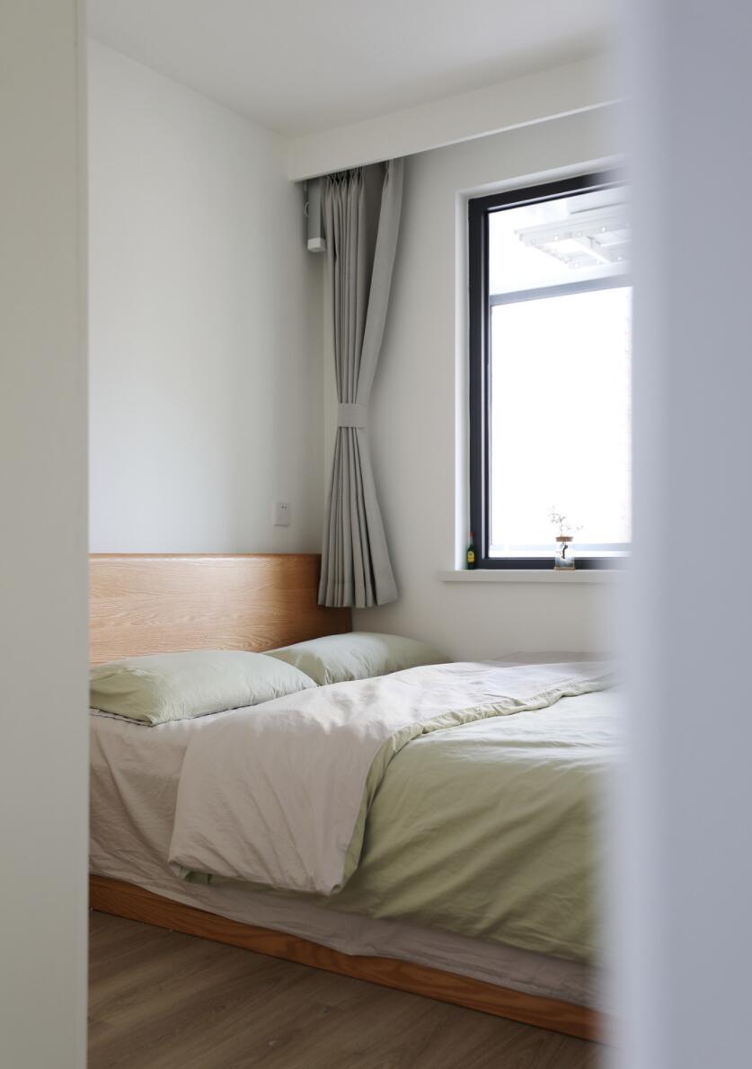 小拾谈装修|玄关做转角柜，客厅一分为二，这个家我看不到一点浪费，太实用了