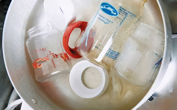 齐姐育儿|宝宝2岁前，尽量选择母乳喂养，以免错过增强免疫力的关键期