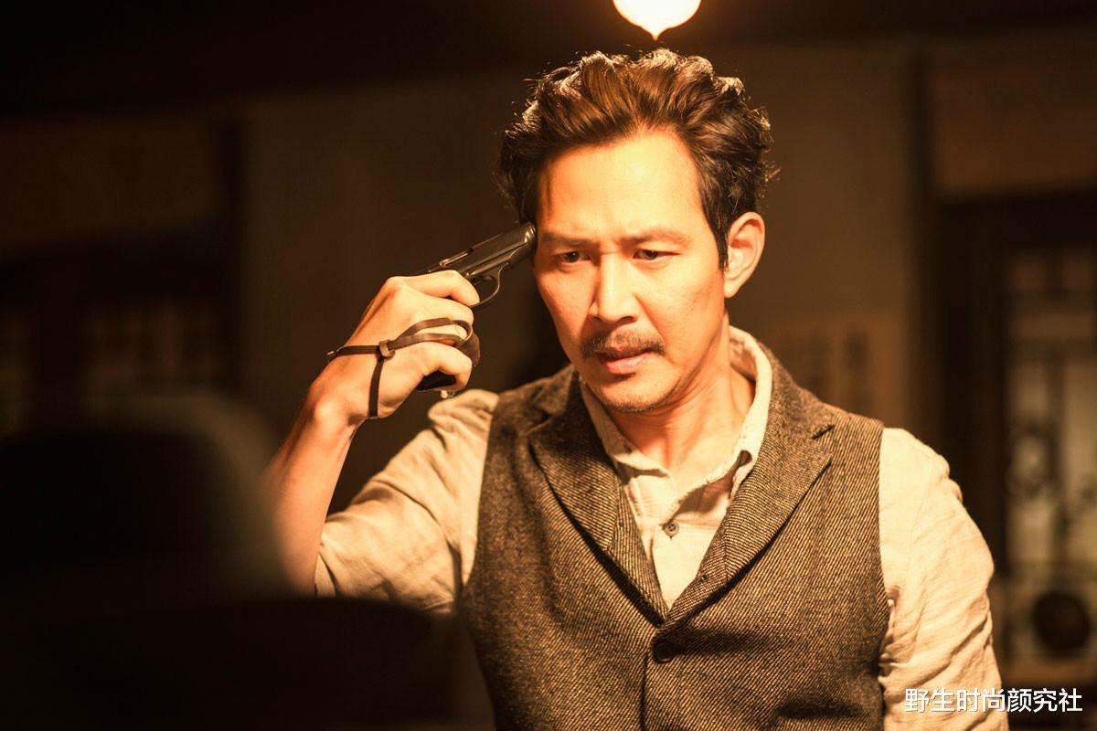 野生时尚颜究社 比这部剧更“刺激”的,难道不是大叔们的颜值?