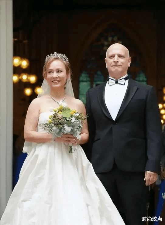 时尚炫点|2001年刘家良在拍戏提前杀青，为了给爱妻惊喜未告知，孰料抓到妻子红杏出墙