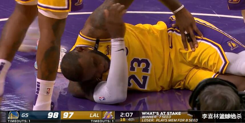 勒布朗·詹姆斯|制勝三雙創(chuàng)25年神跡！詹皇22+11+10太狠：追夢兇狠犯規(guī)擋不住他