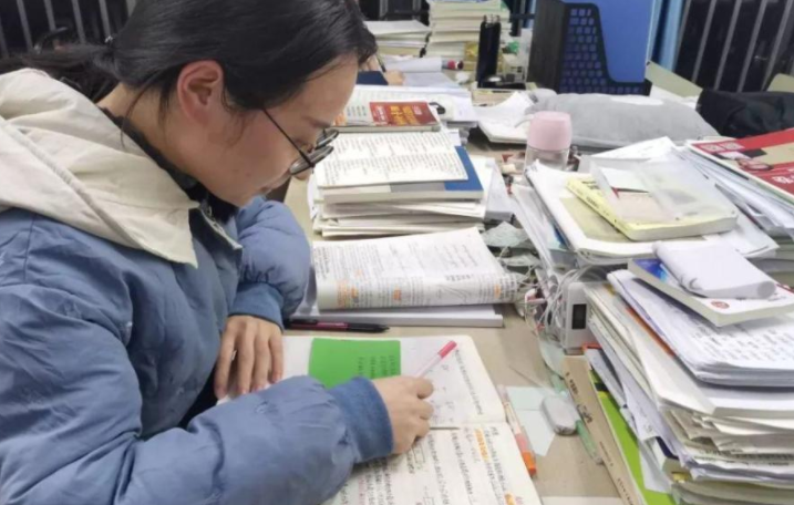 郭碧婷|本科学历也分档次？共分为5个档，最后一档找工作不太受认可