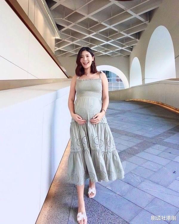 恭喜！香港娛樂圈三大女神懷孕多月即將臨盆，餘香凝巨肚成焦點-圖4