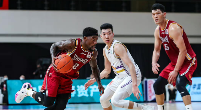 李知行讲育|央视直播！新疆队复仇之战，大黑马3连胜太强势，阿的江如何应对