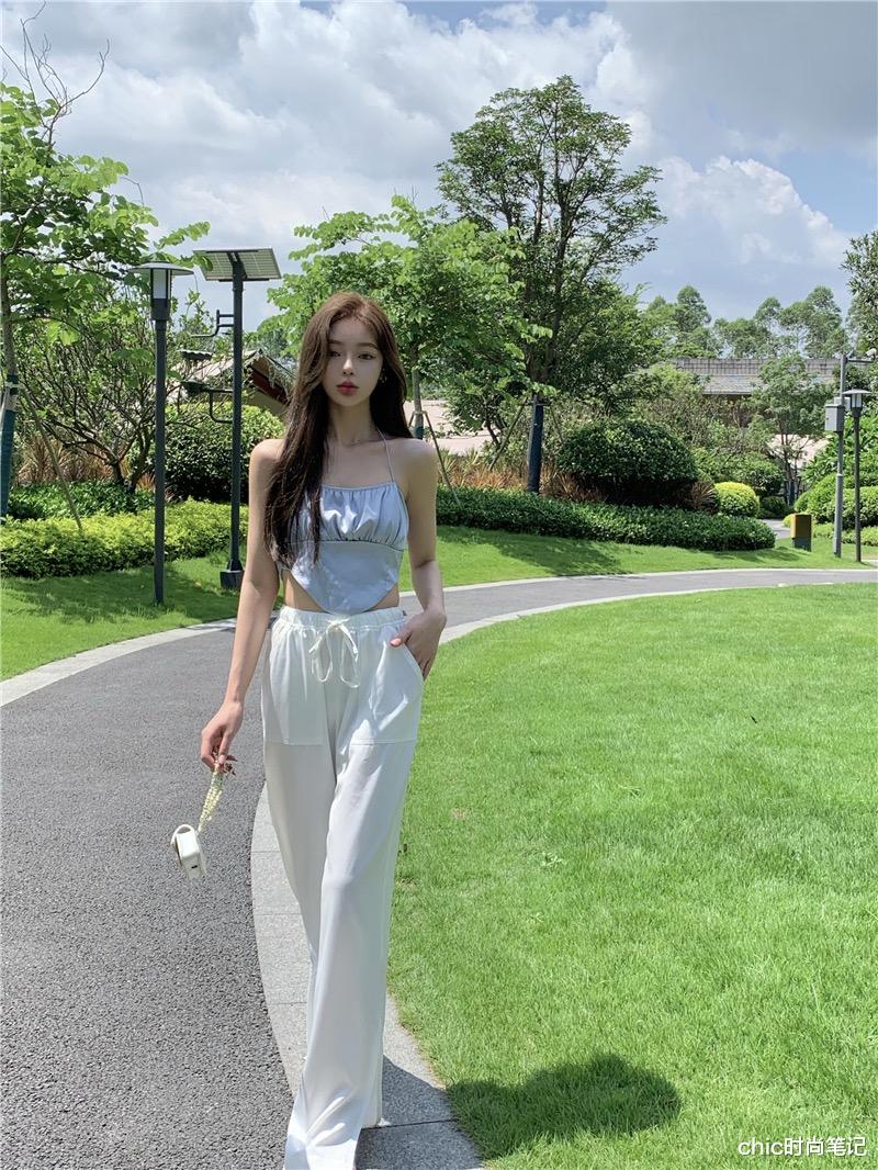 chic时尚笔记|夏季又可以遮肉，防晒又能穿出气质，非奶奶裤莫属
