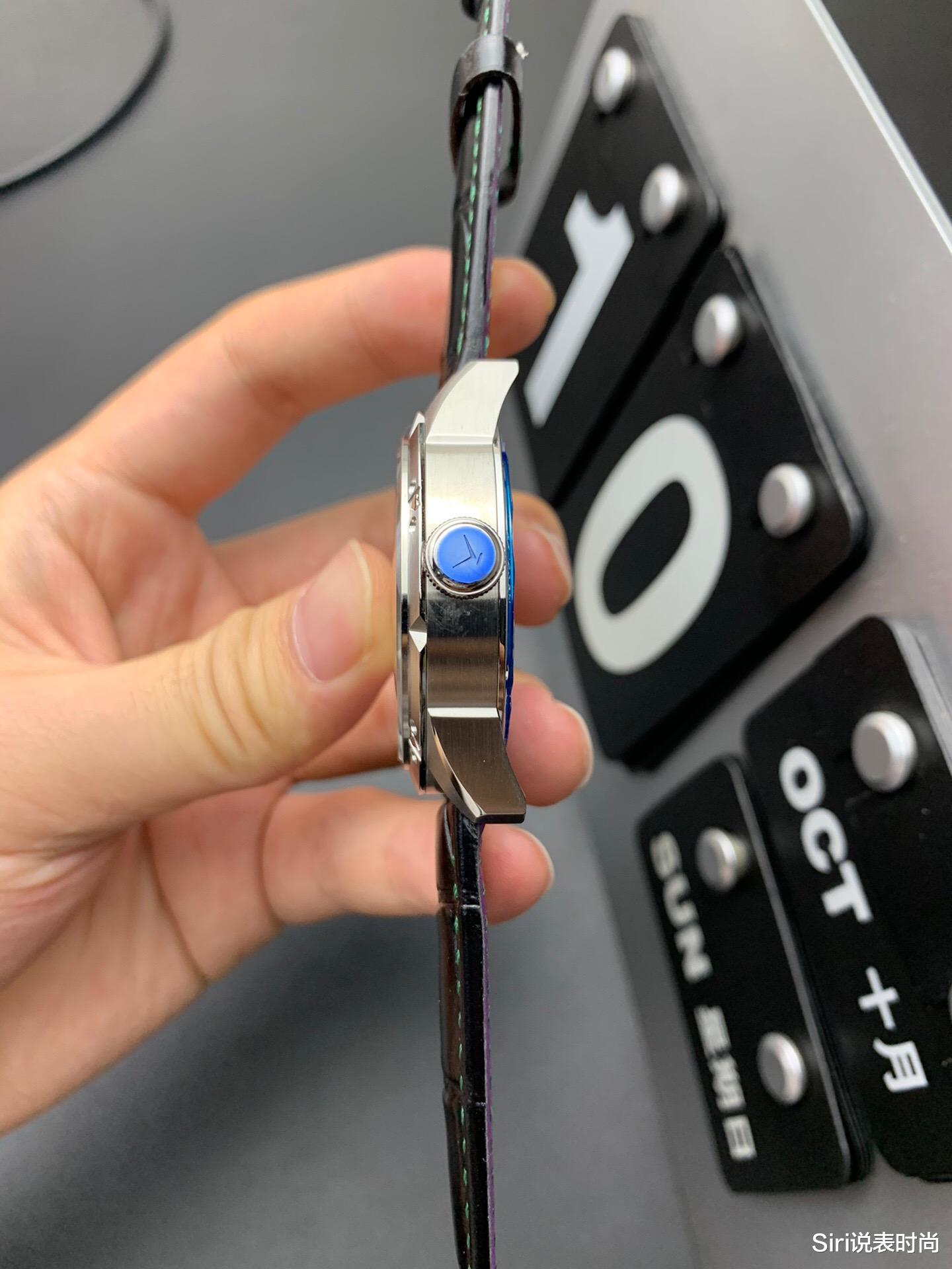 Siri说表时尚 Siri说表：TW厂俄罗斯小丑腕表