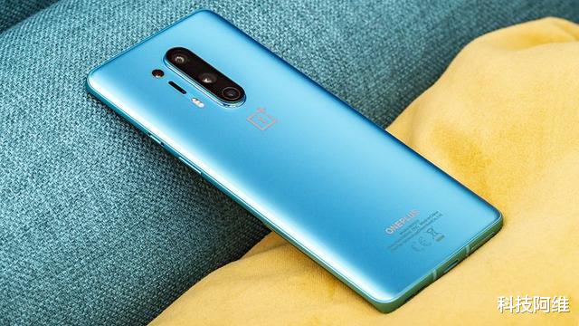 華為手機|曲面屏旗艦僅售3199元，2K+30W無線充，支持頂級IP68防水售價親民