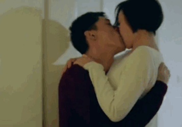 殷桃|42岁凭“少女腰”火上热搜！她这些年是怎么偷偷变美的啊？