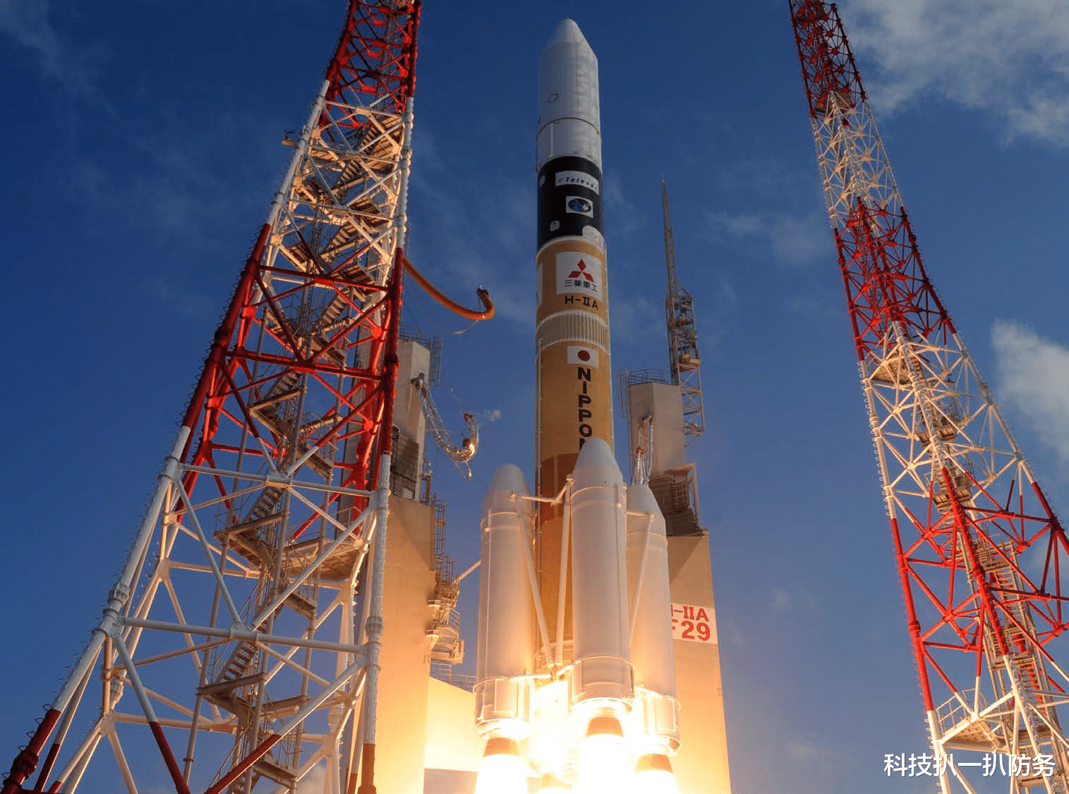 主战坦克|长度逼近长征五号，日本H2火箭尺寸惊人，到底是何居心？