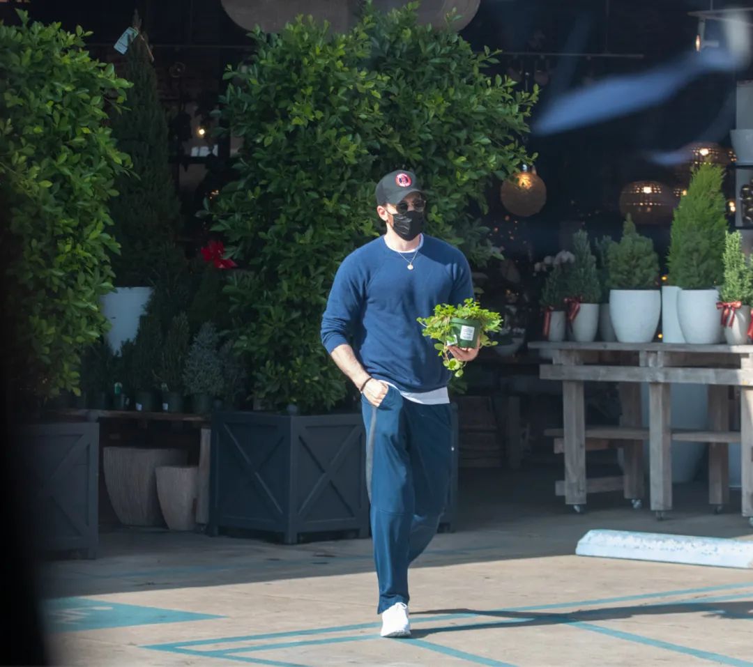 克里斯·埃文斯|神颜|不愧是大熊甜心，美队克里斯埃文斯超型新街