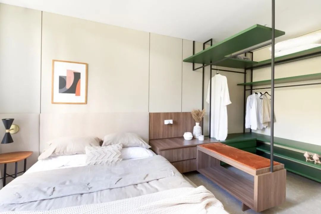 |86㎡坚持把阳台打通,一半扩进厨房一半扩入客厅,好住几倍