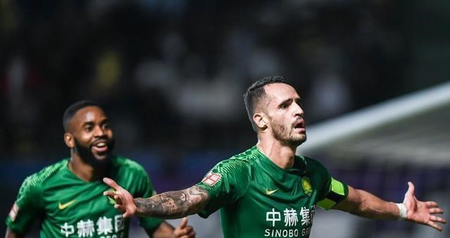 吴有情聊|国安小将被称为梅西加C罗附体，他真有这么厉害吗？