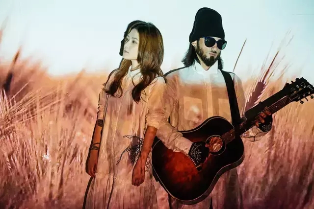 范晓萱|打唇钉、纹花臂，为爱摘子宫永不婚，周迅闺蜜范晓萱才是真的豪横