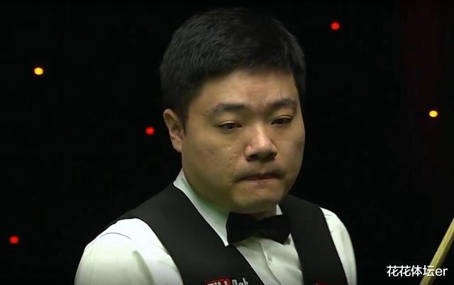 丁俊晖|3-5！世界第1不断吐饼：呲杆大礼都不收！丁俊晖救赛点后轰然出局