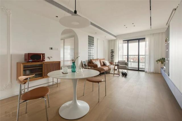 114㎡现代简约，简单不失优雅感，巧妙设计很高端