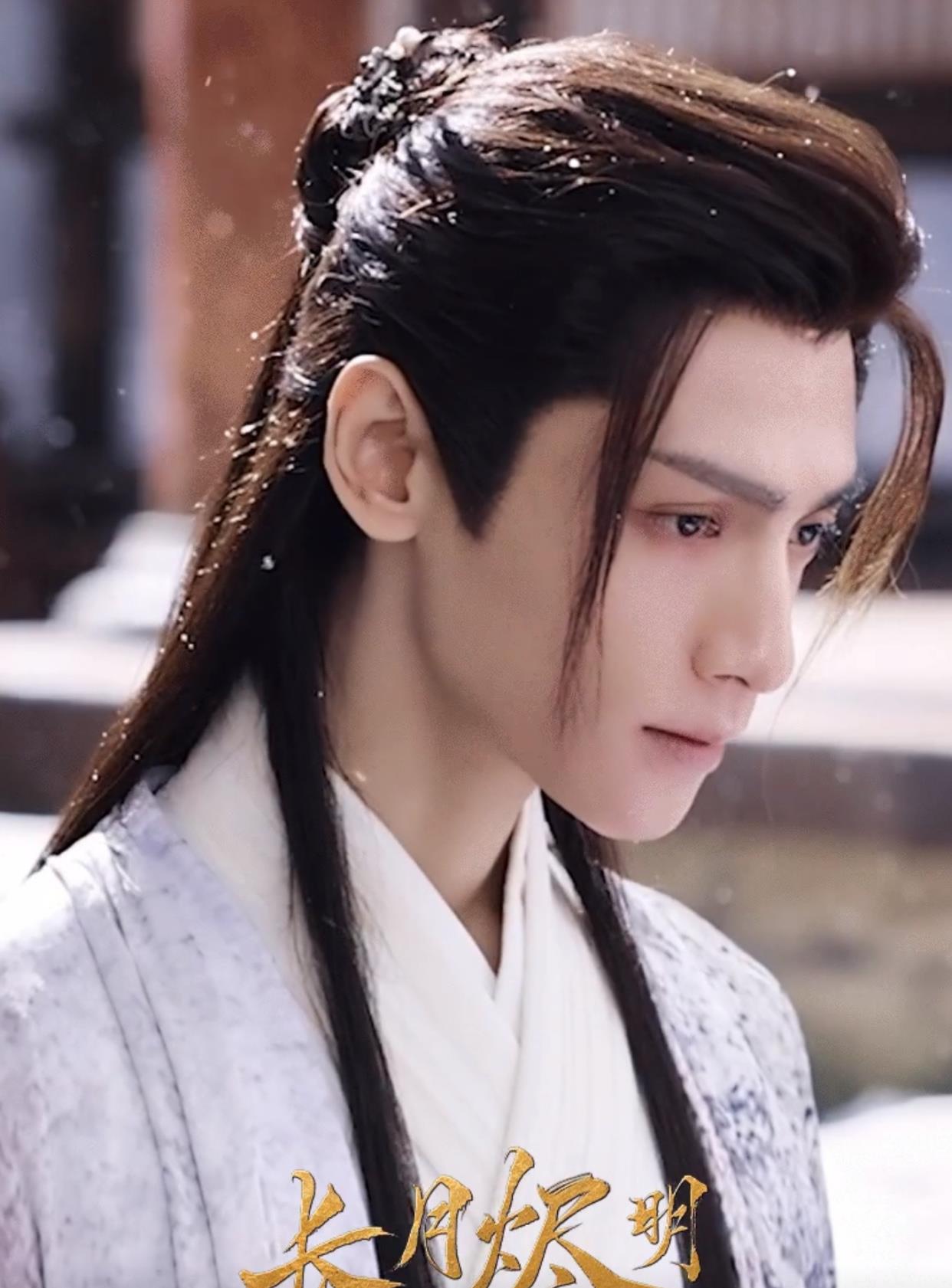 长月烬明|《长月烬明》主演大婚路透火上热搜，观众：等不及了，边拍边播吧